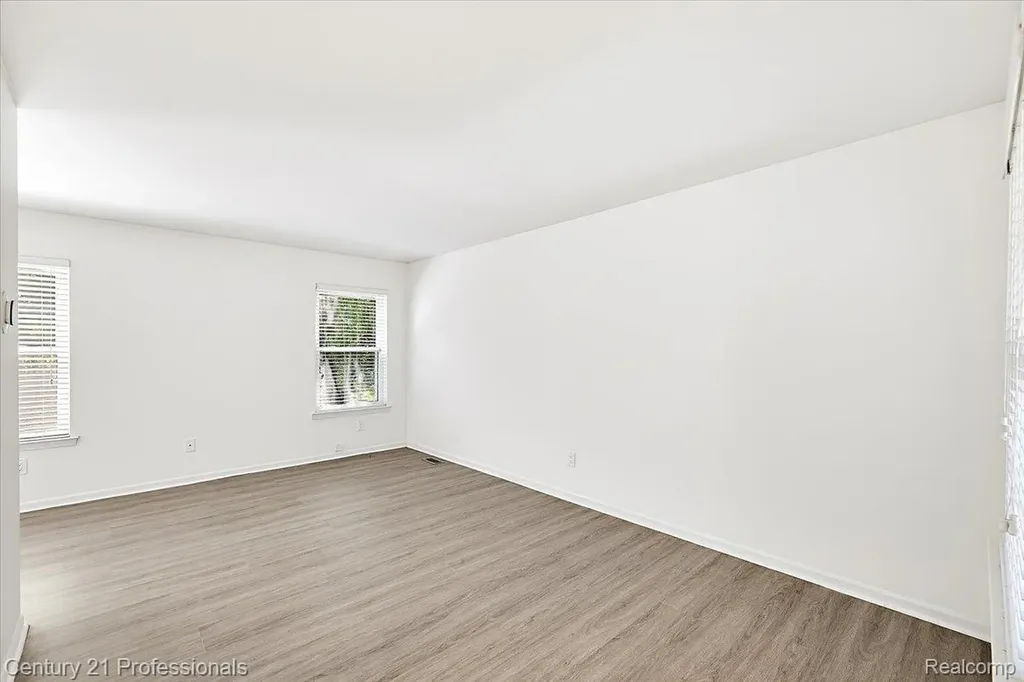 3149 Megan Drive Waterford Charter Township MI 48328