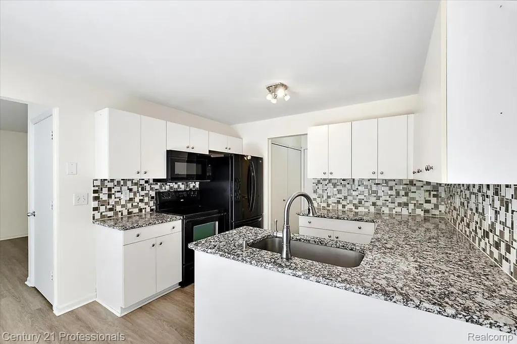 3149 Megan Drive Waterford Charter Township MI 48328