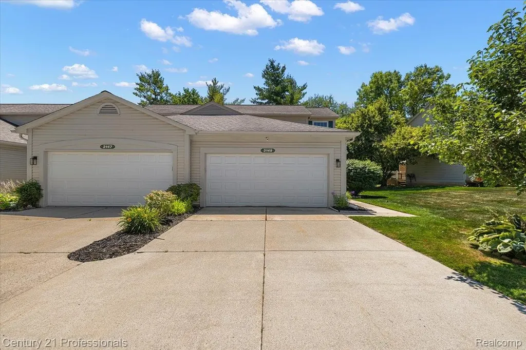 3149 Megan Drive Waterford Charter Township MI 48328