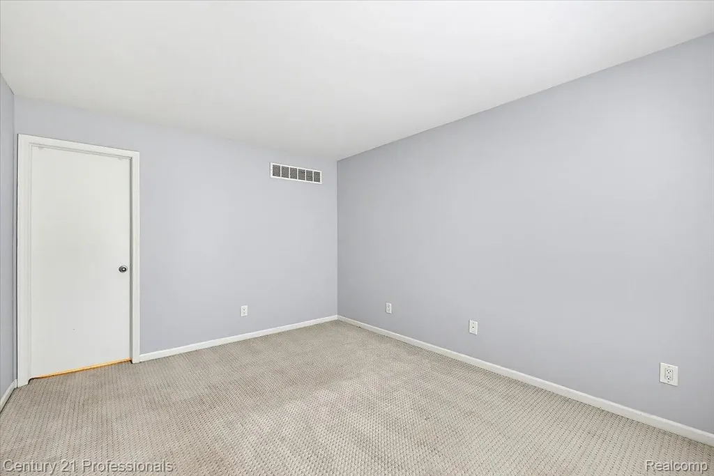 3149 Megan Drive Waterford Charter Township MI 48328