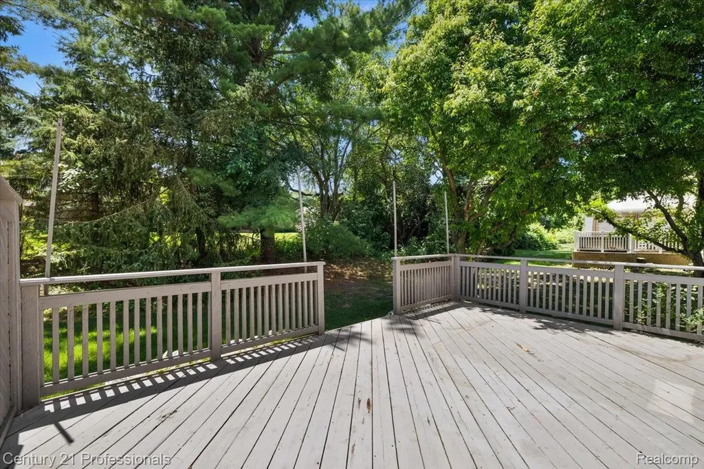 3149 Megan Drive Waterford Charter Township MI 48328