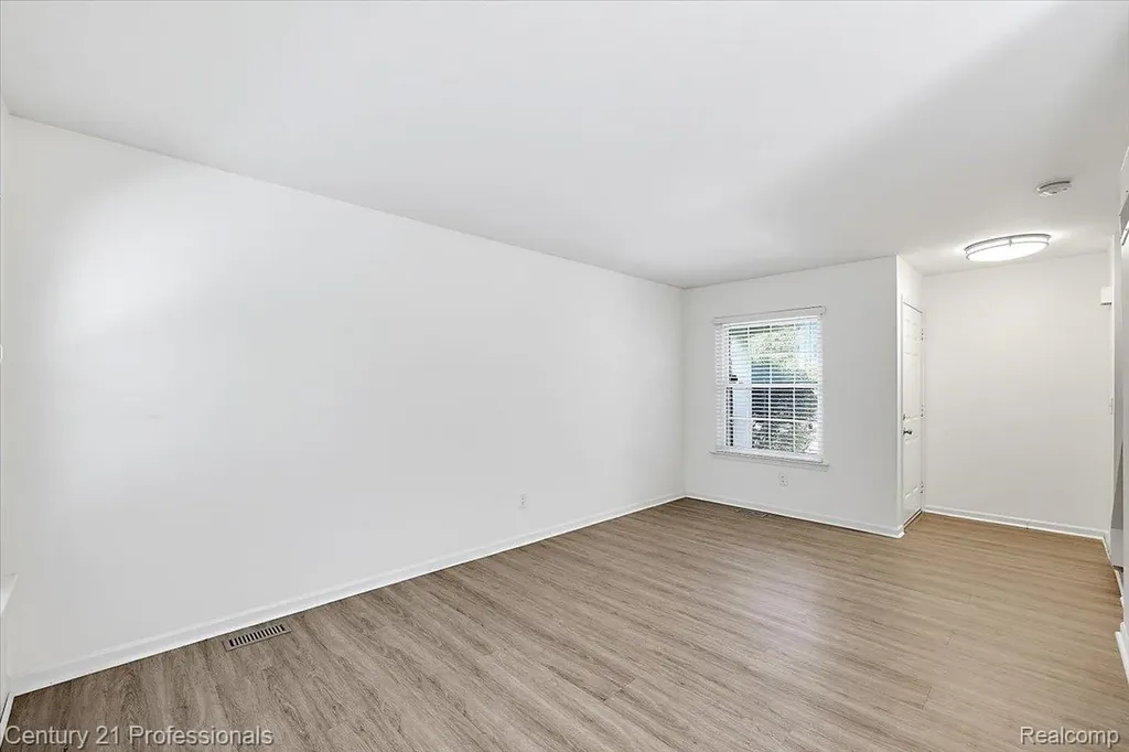 3149 Megan Drive Waterford Charter Township MI 48328