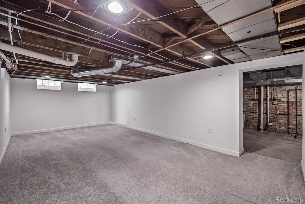 803 Oakridge Avenue Royal Oak City MI 48067