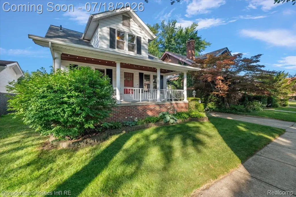 21709 Tenny Street Dearborn City MI 48124