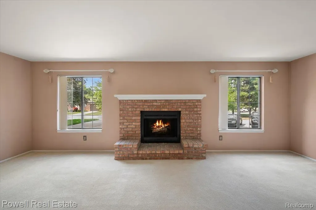 1938 Allenway Court Rochester Hills City MI 48309