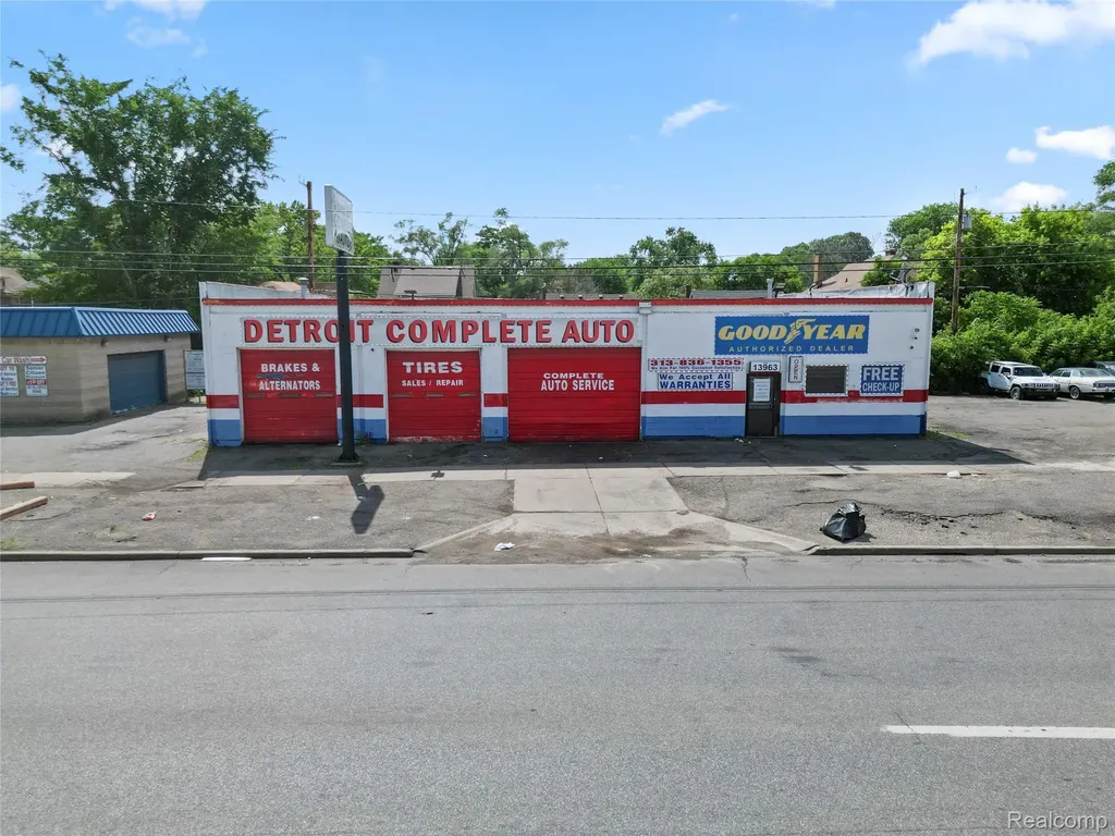 13963 Greenfield Road Detroit City MI 48227