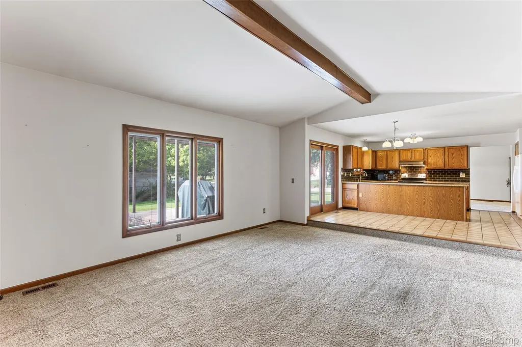 22333 Crestwood Street Woodhaven City MI 48183
