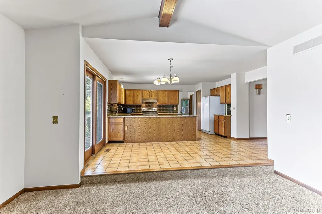 22333 Crestwood Street Woodhaven City MI 48183