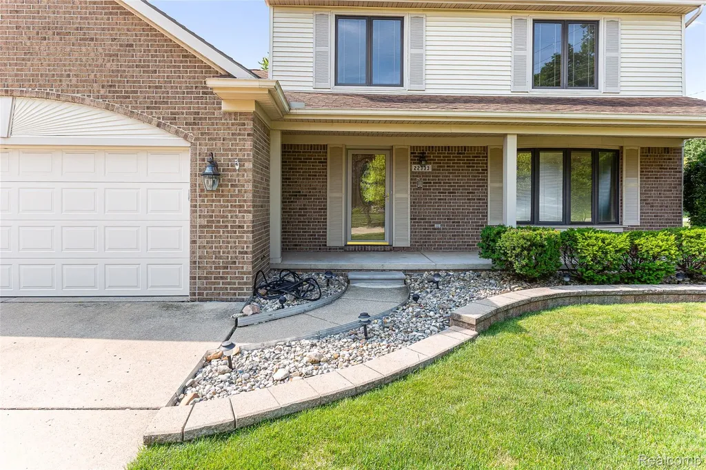22333 Crestwood Street Woodhaven City MI 48183