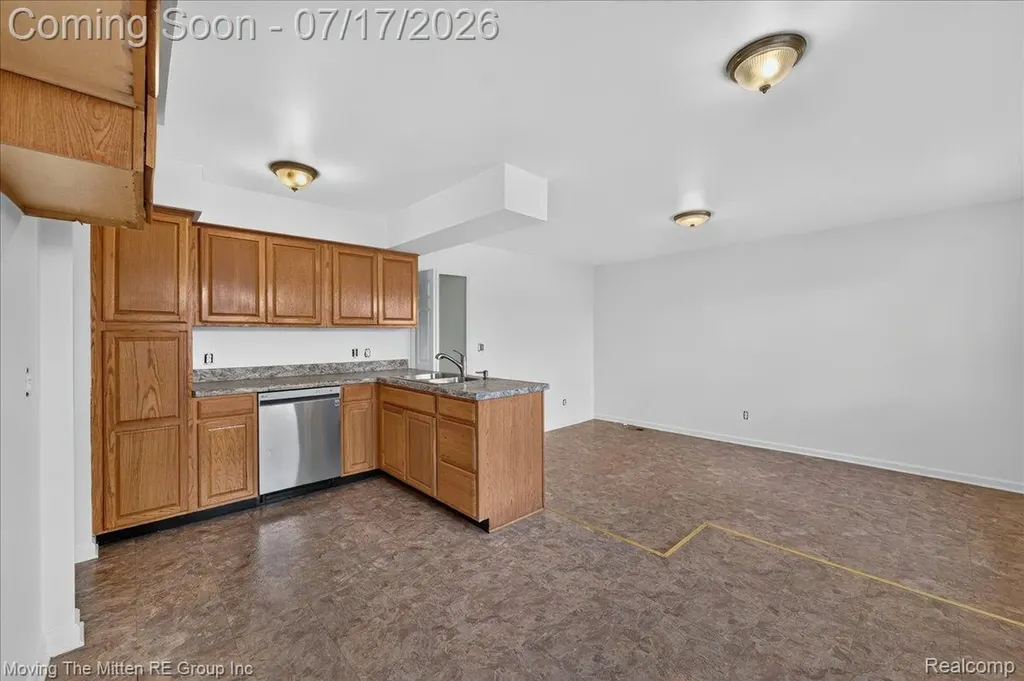 34624 Michelle Drive Romulus City MI 48174