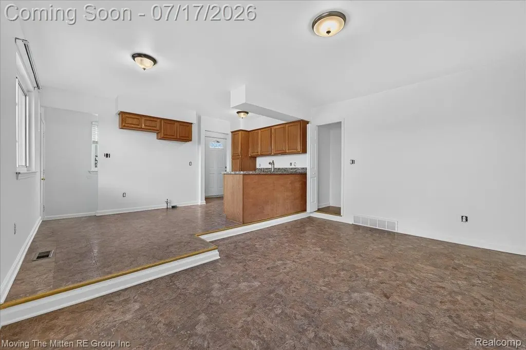 34624 Michelle Drive Romulus City MI 48174