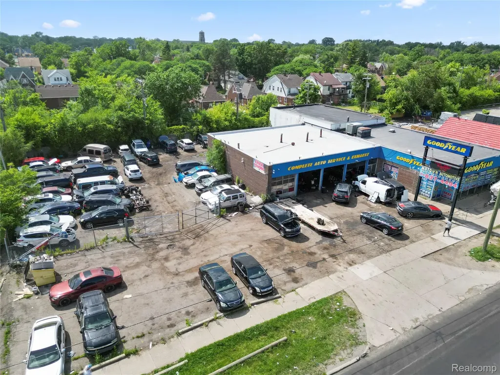 14527 Greenfield Road Detroit City MI 48227