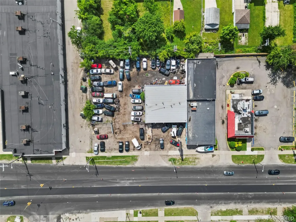 14527 Greenfield Road Detroit City MI 48227