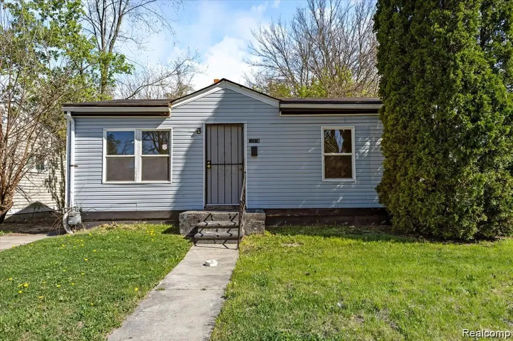 26076 Colgate Street Wayne City MI 48141