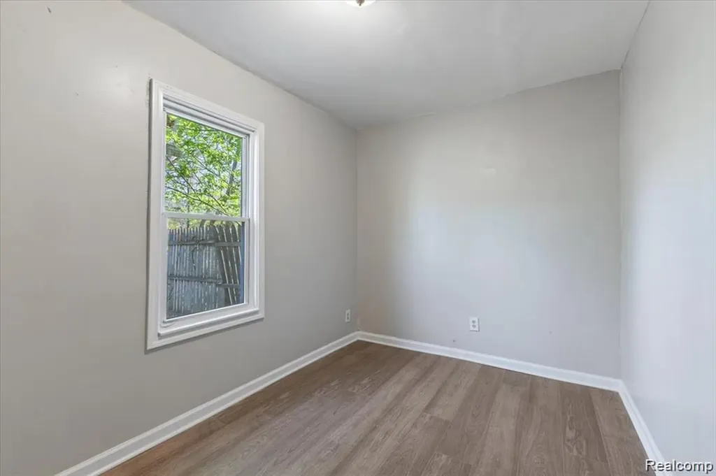 26076 Colgate Street Wayne City MI 48141