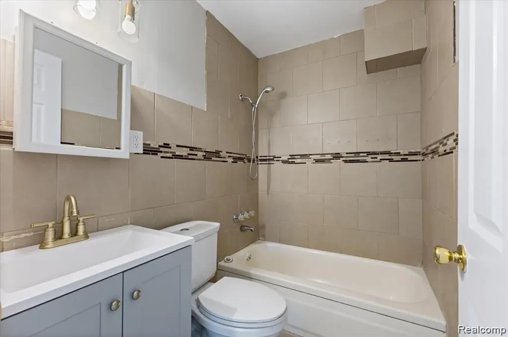 26076 Colgate Street Wayne City MI 48141