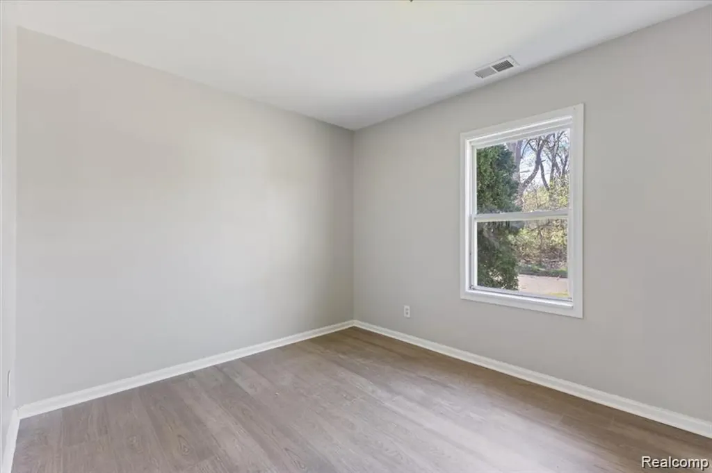 26076 Colgate Street Wayne City MI 48141