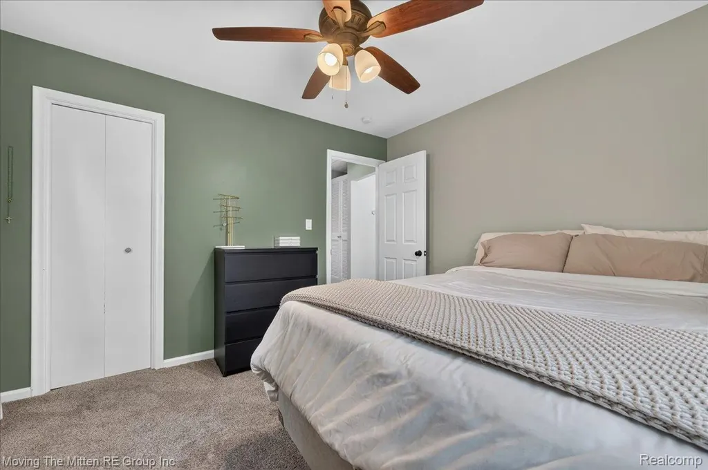 31547 Birchwood Street Westland City MI 48186