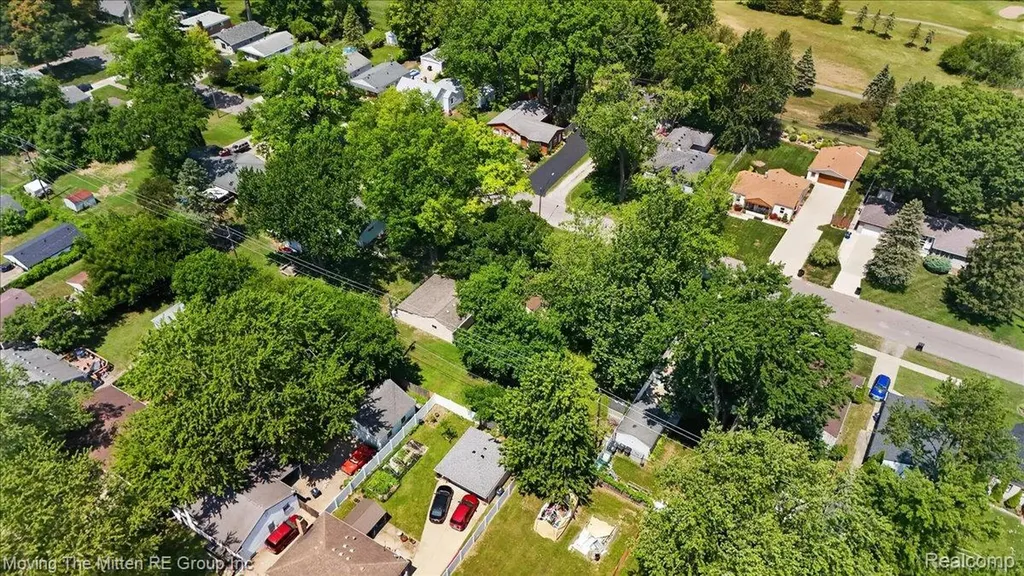 31547 Birchwood Street Westland City MI 48186