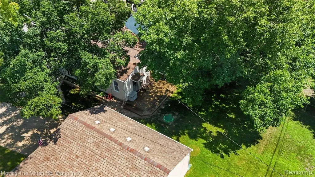 31547 Birchwood Street Westland City MI 48186