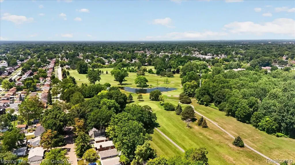 31547 Birchwood Street Westland City MI 48186
