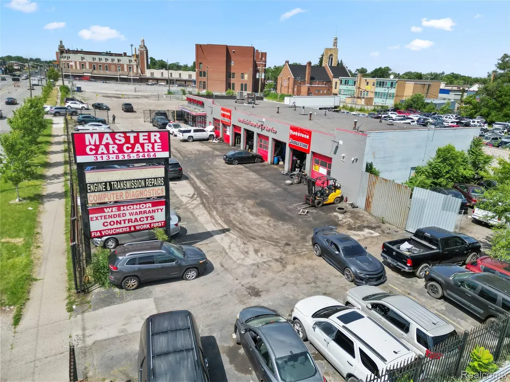 14170 Greenfield Road Detroit City MI 48227