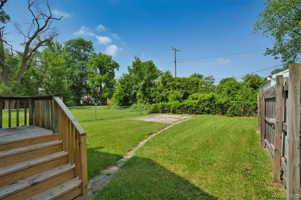 14601 San Juan Drive Detroit City MI 48238