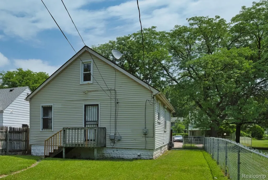 14601 San Juan Drive Detroit City MI 48238