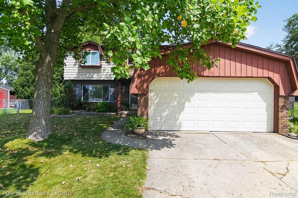 2313 Abbey Court Canton Charter Township MI 48188