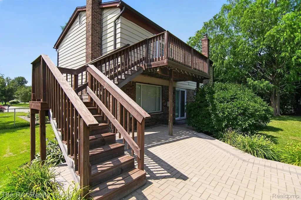 2313 Abbey Court Canton Charter Township MI 48188