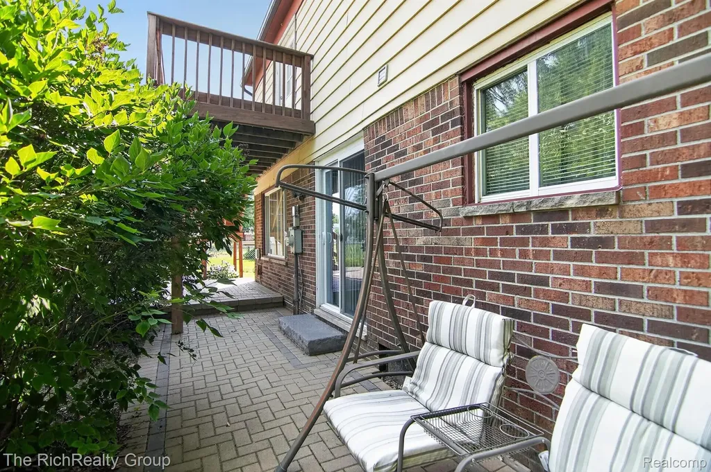 2313 Abbey Court Canton Charter Township MI 48188