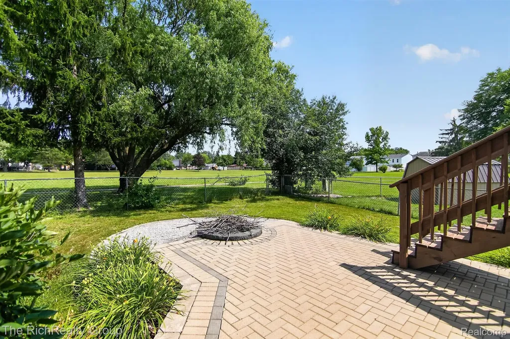 2313 Abbey Court Canton Charter Township MI 48188