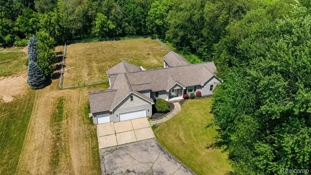 4711 Pardee Road Leroy Township MI 48892