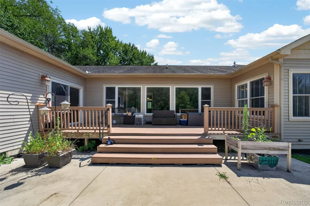 4711 Pardee Road Leroy Township MI 48892