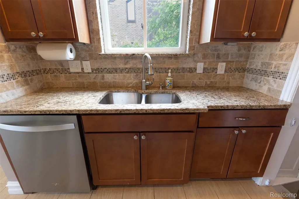 27731 Glenwood Street St. Clair Shores City MI 48081