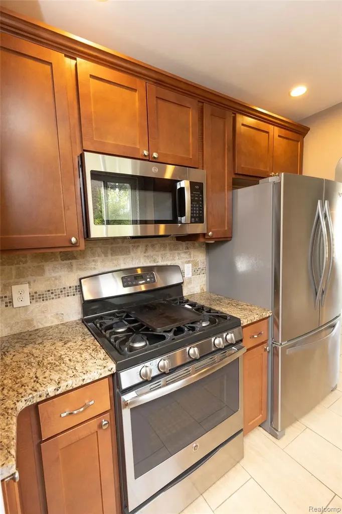 27731 Glenwood Street St. Clair Shores City MI 48081