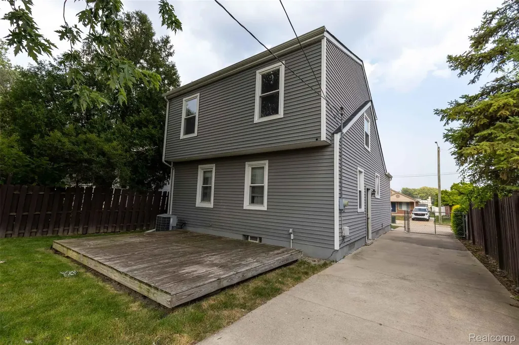 27731 Glenwood Street St. Clair Shores City MI 48081