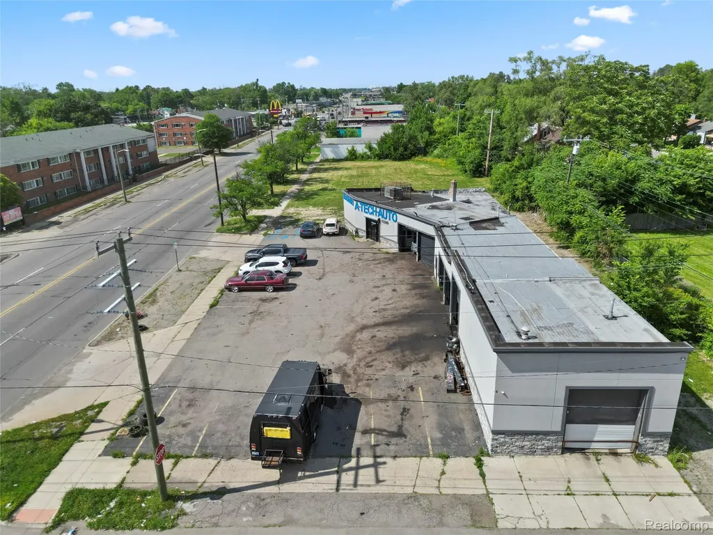11300 Greenfield Road Detroit City MI 48227