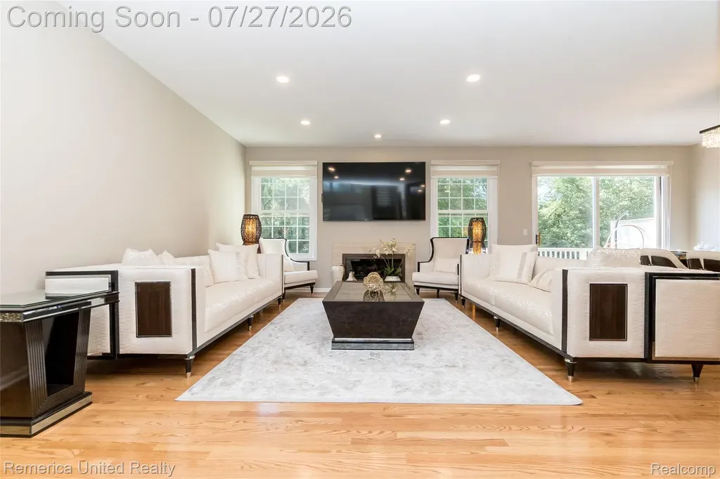 7112 Winding Brook Court West Bloomfield Charter Township MI 48322