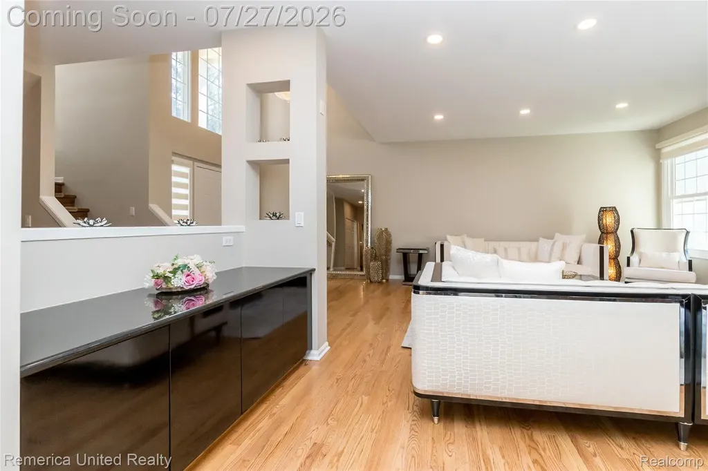 7112 Winding Brook Court West Bloomfield Charter Township MI 48322