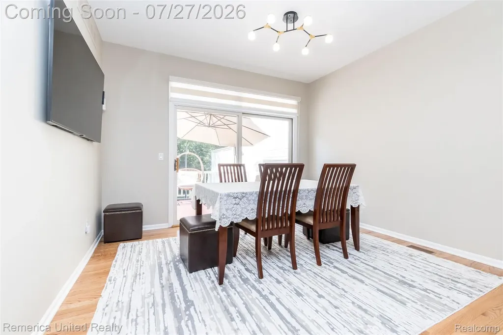 7112 Winding Brook Court West Bloomfield Charter Township MI 48322