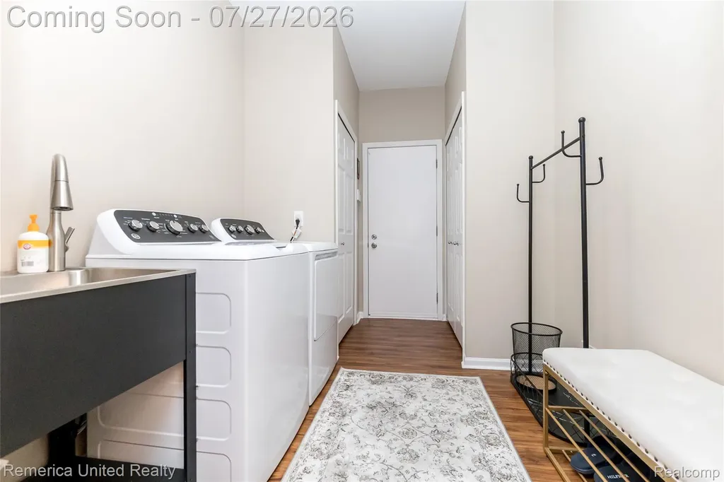 7112 Winding Brook Court West Bloomfield Charter Township MI 48322