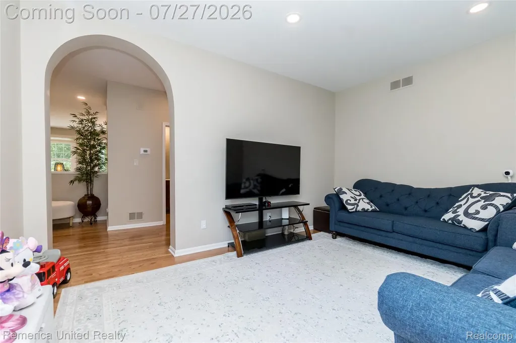 7112 Winding Brook Court West Bloomfield Charter Township MI 48322