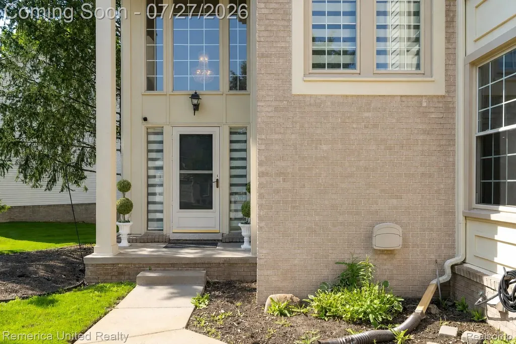 7112 Winding Brook Court West Bloomfield Charter Township MI 48322