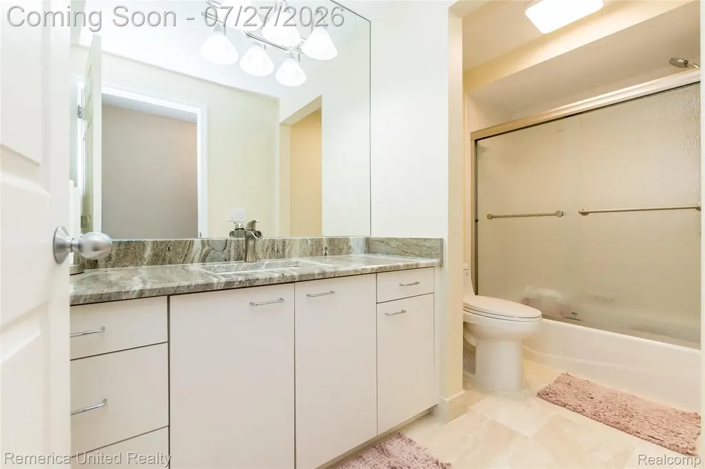 7112 Winding Brook Court West Bloomfield Charter Township MI 48322