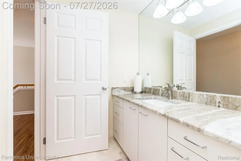 7112 Winding Brook Court West Bloomfield Charter Township MI 48322
