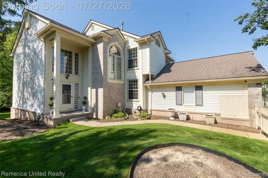7112 Winding Brook Court West Bloomfield Charter Township MI 48322