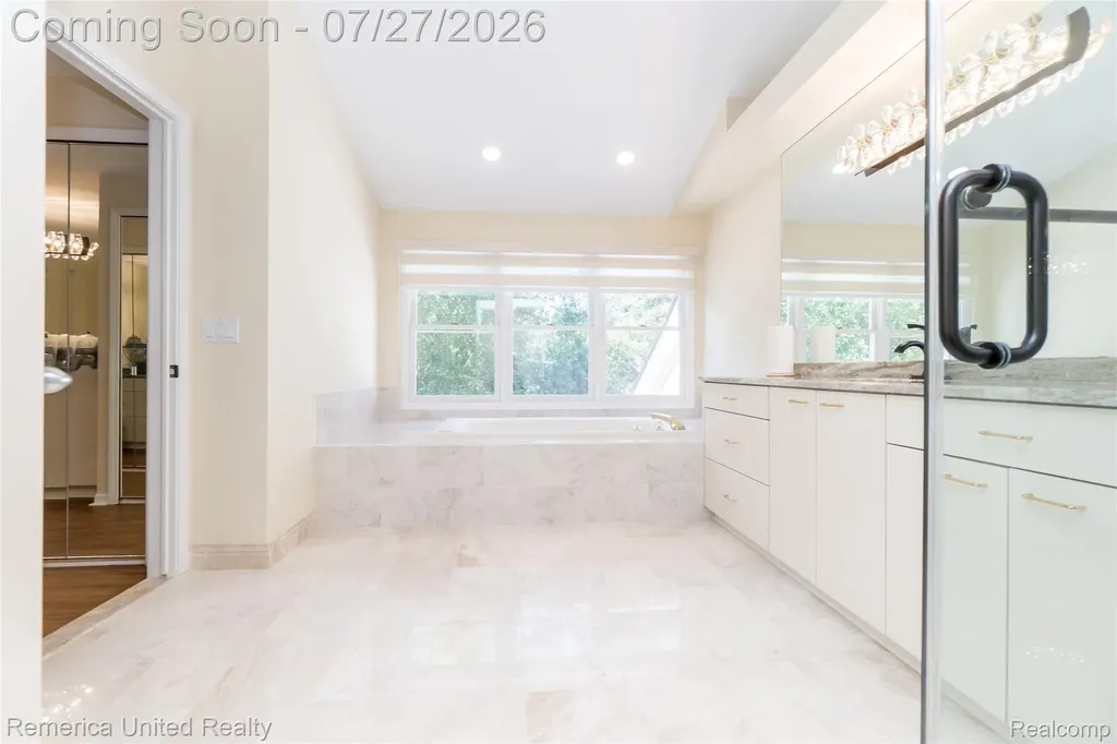 7112 Winding Brook Court West Bloomfield Charter Township MI 48322
