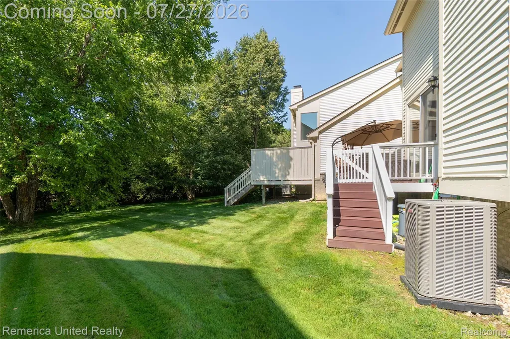 7112 Winding Brook Court West Bloomfield Charter Township MI 48322