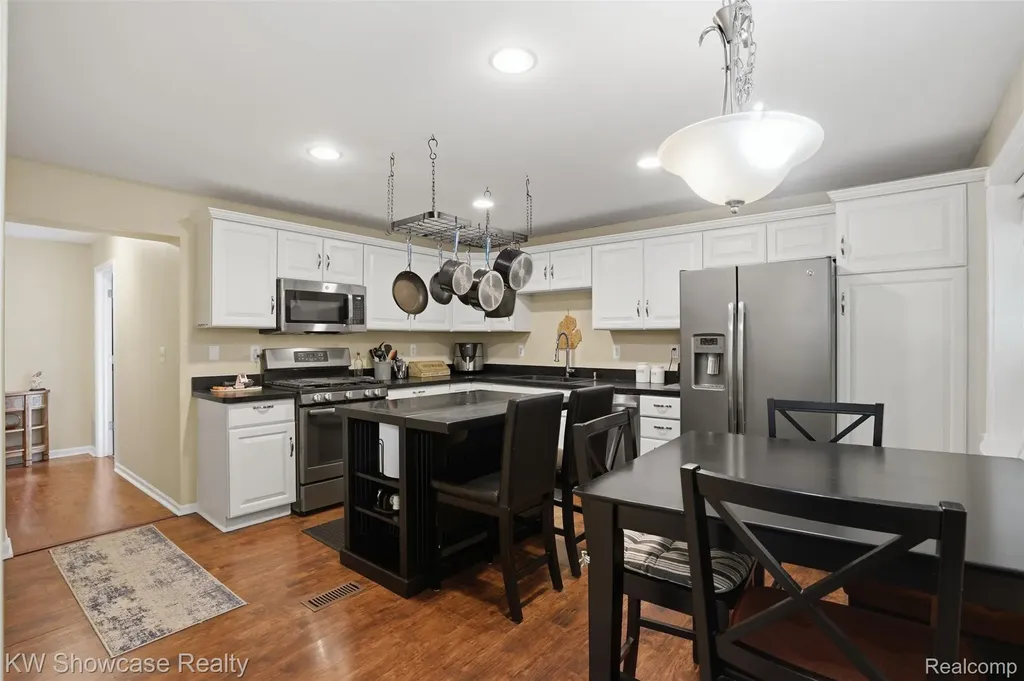 4775 Lake Grove Drive White Lake Charter Township MI 48383
